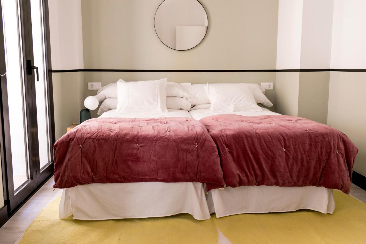 Pasaje Zamora Apartamentos Севиля Екстериор снимка